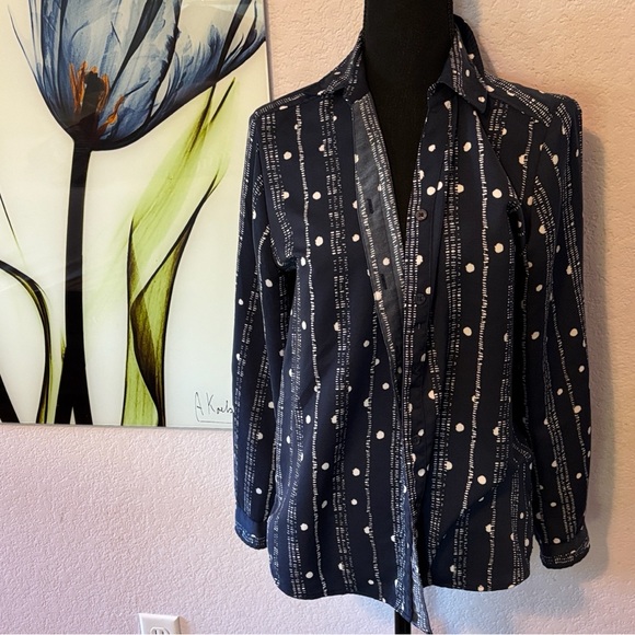 Chico's Tops - shirt size medium